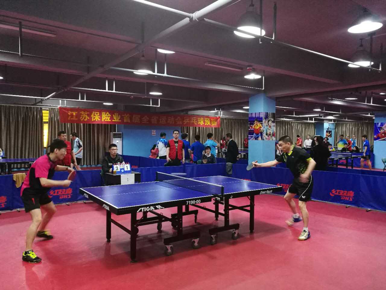 乒乓球3.jpg
